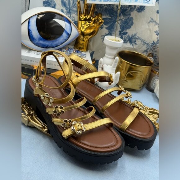 🆕 MARC JACOBS 🧿 NWOB The Daisy Gold Buckle Black Lug Sole Sandals, Sz 9M - Picture 14 of 16